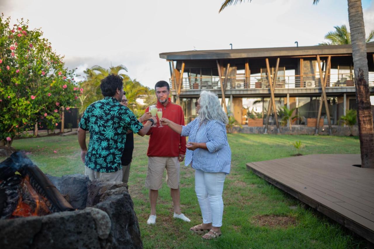Hotel Ohana Hanga Roa Buitenkant foto
