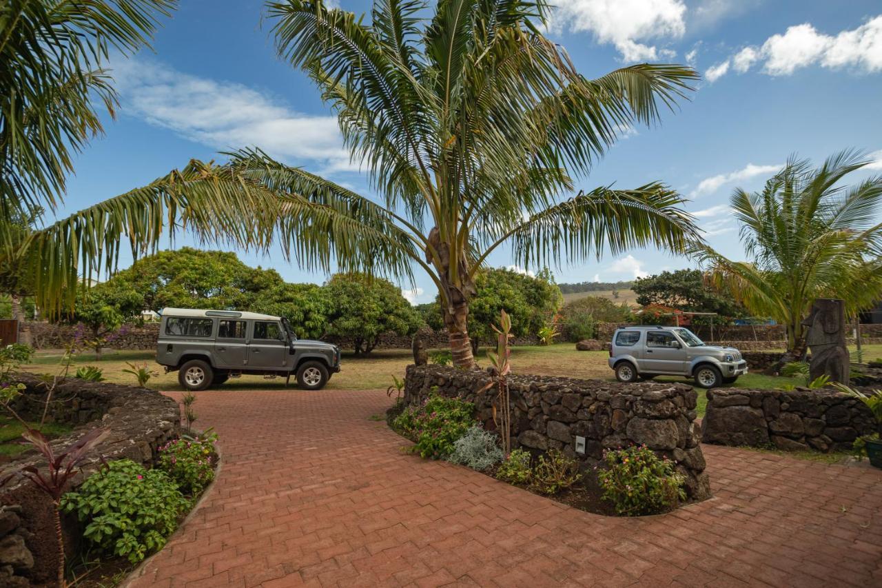 Hotel Ohana Hanga Roa Buitenkant foto