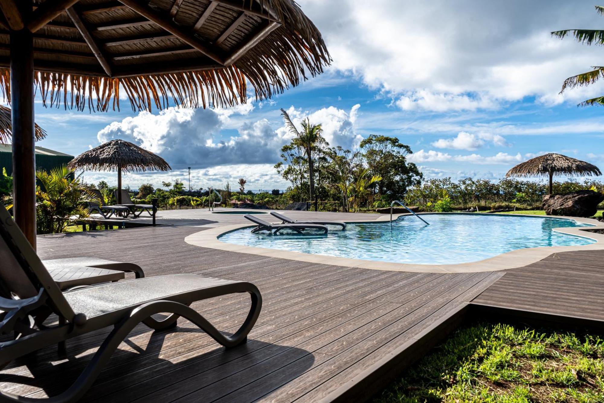 Hotel Ohana Hanga Roa Buitenkant foto