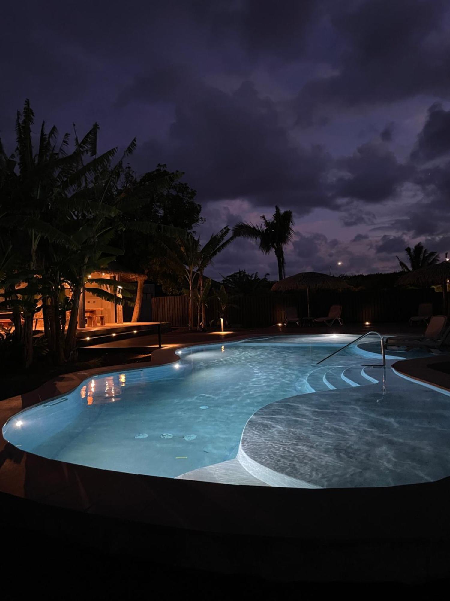 Hotel Ohana Hanga Roa Buitenkant foto